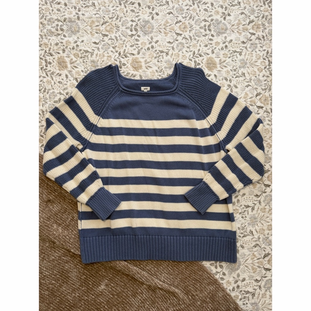 Aerie Bistro Sweater - L - EUC!